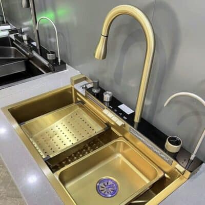 Détails du fichier joint Evier-de-cuisine-Moderne-avec-lave-gobelet-et-fonction-cascade-gold